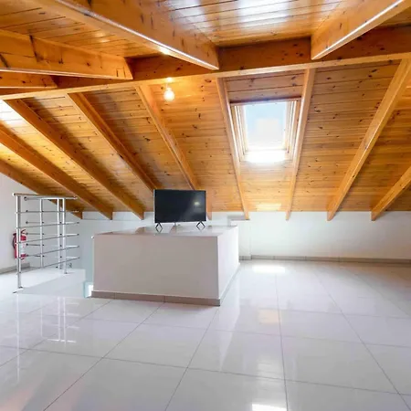 Villa Isabella Luxury Living Rooftop Jacuzzi *